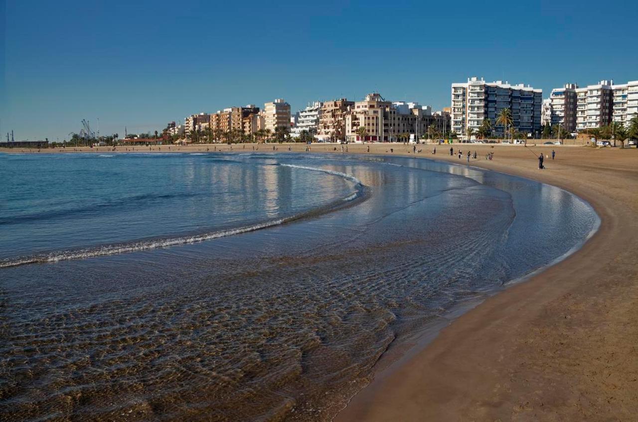 Uim Mediterraneo Diagonal 17 Wifi Sagunto Eksteriør billede